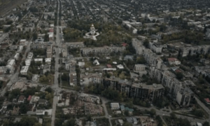 红军城陷落在即，德媒紧急提醒乌克兰：再不撤就要人地尽失！