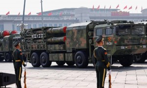 空军节重磅曝光！红旗-20首秀实弹击落画面，反隐身能力碾压美俄