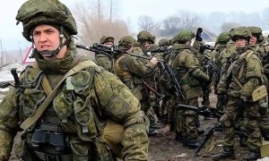 乌克兰被逼上绝路？特朗普下达最后通牒，逼泽连斯基签亡国条约，乌军内部发出死亡威胁