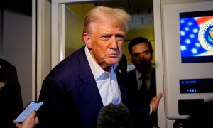 南海坠机后,美航母掉头回国