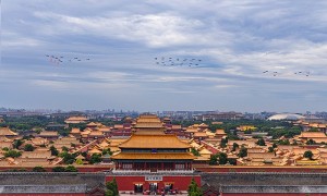 外媒关注普京和金正恩出席九三阅兵:特朗普想见的人都到了