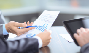 “优秀选手”难逃过冬,金徽酒Q3净利下滑超三成,主力产品增长失速